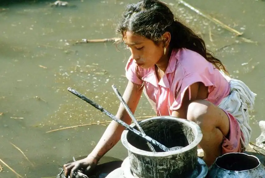 Секпілдері бар қызбен порно vbulletin сайтында қатты порно бейнелерді қараңыз