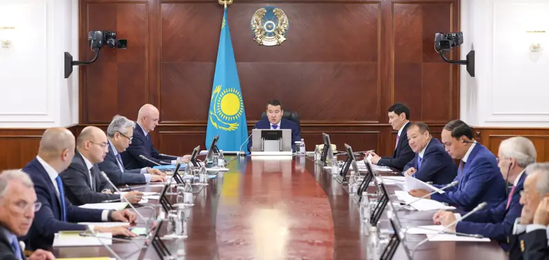 Премьер-Министр РК провел заседание совета директоров АО «НУХ «Байтерек»