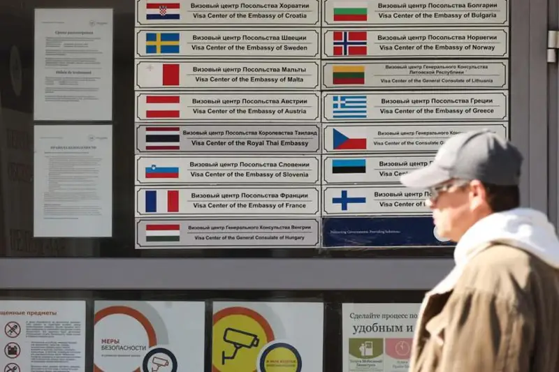 Ограничение на въезд россиян через морские и воздушные порты вступает в силу в Польше