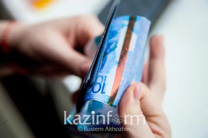 1 январдан Қозоғистонда энг кам иш ҳақи 70 минг тенгегача оширилади