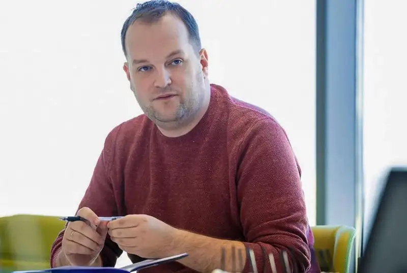 Кузга қадар доллар курси 500 тенгедан ошиб кетиши мумкинми - эксперт хулосаси