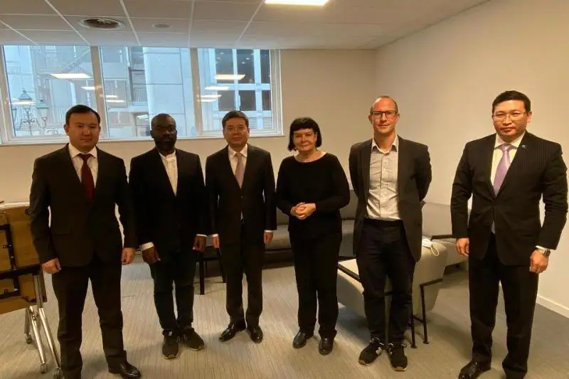 Қозоғистон Aдлия вазири  Бельгияга амалий ташриф билан борди