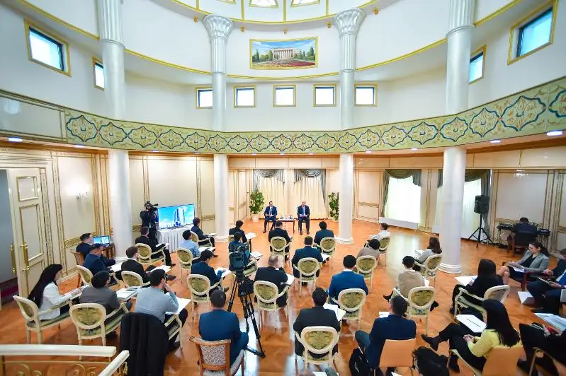 ماۋلەن اشىمبايەۆ وڭدەۋ ونەركاسىبىنىڭ دامۋىن تەجەپ وتىرعان پروبلەمالاردى اتادى