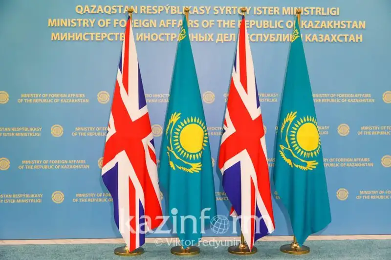 Британия расмийлари Қозоғистонга ташриф буюради