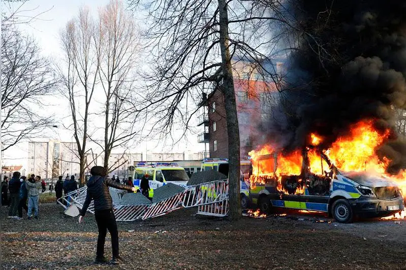 Всемирный совет мусульманских общин осудил сожжение копии Корана в Швеции
