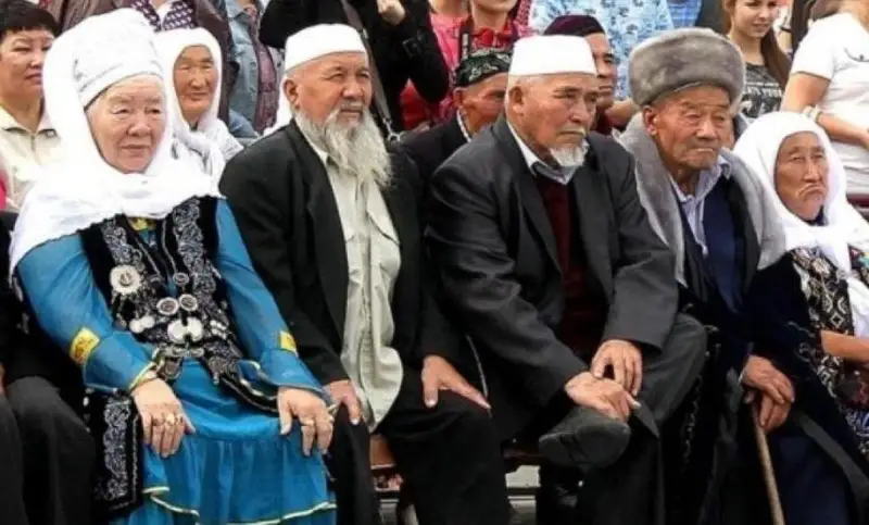قاي ەلدە ايەلدەرگە قاراعاندا ەر ادامدار ۇزاق ءومىر سۇرەدى؟