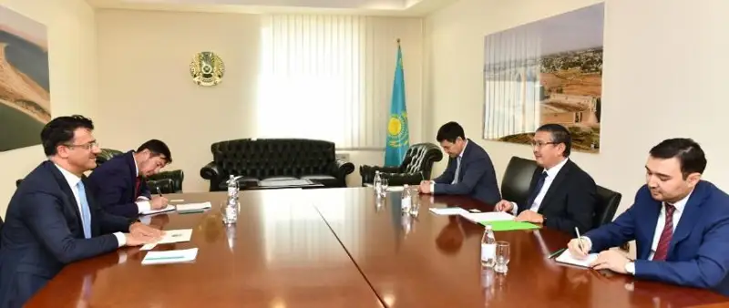 副外长会见科威特驻哈新任大使