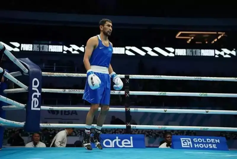 Қозоғистон терма жамоаси сардори Асланбек Шимбергенов рақибини икки марта нокдаунга учратди