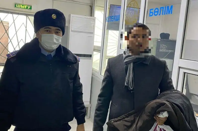 Қозоғистондан депортация қилинган Тожикистон фуқароси исмини ўзгартириб, қайтиб келган