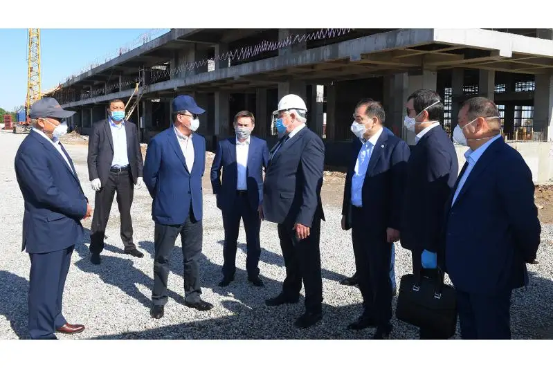 政府总理对突厥斯坦州和奇姆肯特市进行工作视察