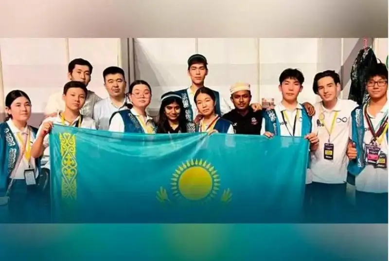 قازاقستاندىق وقۋشىلار ءۇندىستانداعى روبوتوتەحنيكا جارىسىندا جوعارى ماراپاتقا يە بولدى