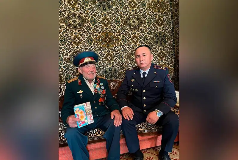 شىعىس قازاقستاندا 400 گە جۋىق فاشيستىڭ كوزىن جويعان مايدانگەردى ەسكە الۋ شاراسى ءوتتى