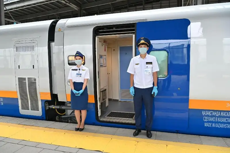 哈国铁路运输企业盈利达8510亿坚戈