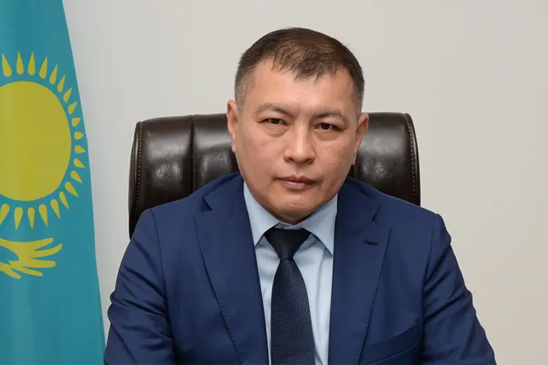 托卡耶夫总统解除总统“拜科努尔”航天中心特别代表职务