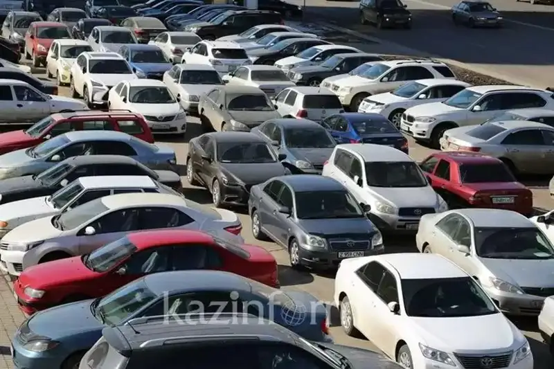 Қозоғистонда қанча автомобил рўйхатга олинган