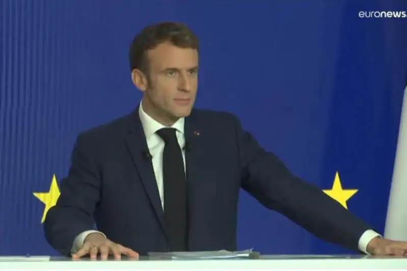 Франция вступает в обязанности председателя Совета ЕС