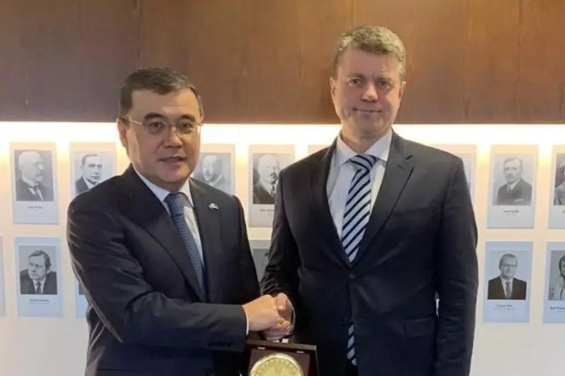 哈萨克斯坦大使会见爱沙尼亚外长