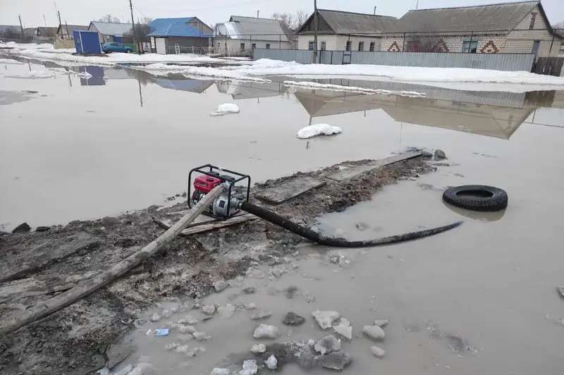 ت ج م: 100-دەن اسا ءۇي، 6 ەلدى مەكەن سۋ استىندا قالدى - فوتو