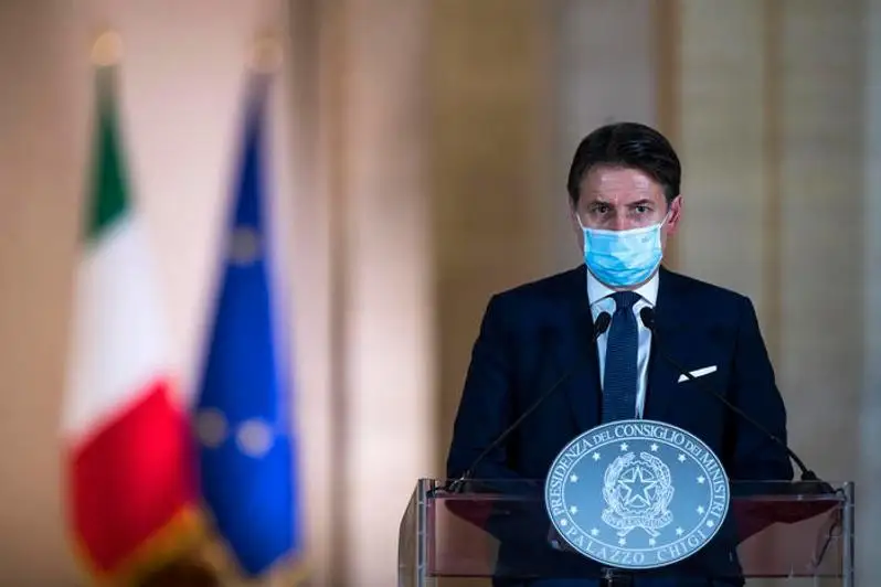 Коронавирус: Италияда янги карантин талаблари жорий этилди