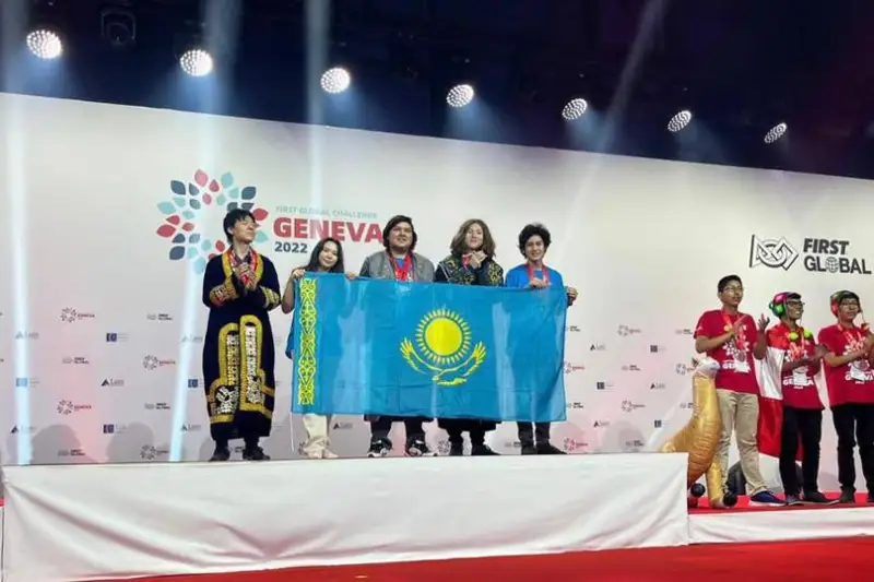 Казахстанские школьники стали победителями чемпионата по робототехнике в Женеве