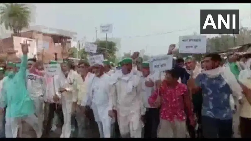 ءۇندىستاندا ەرەۋىلگە شىققان 300 گە جۋىق ادام قاماۋعا الىندى