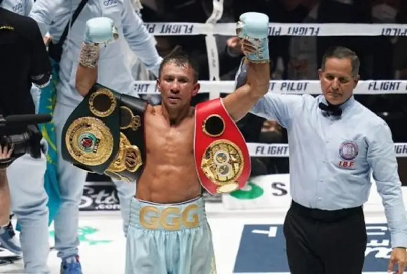 Геннадия Головкина обязали провести бой с чемпионом WBA