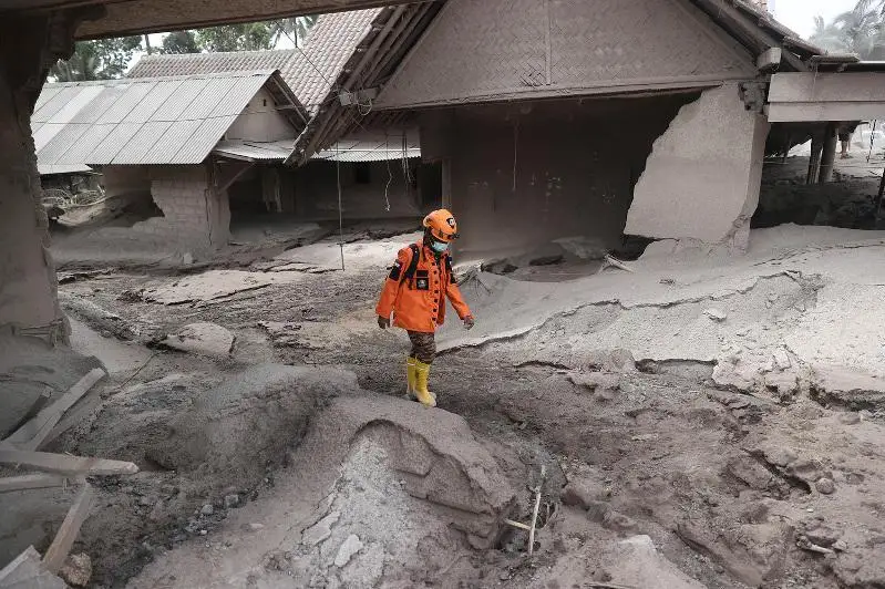 印尼塞梅鲁火山喷发死亡人数增至34人