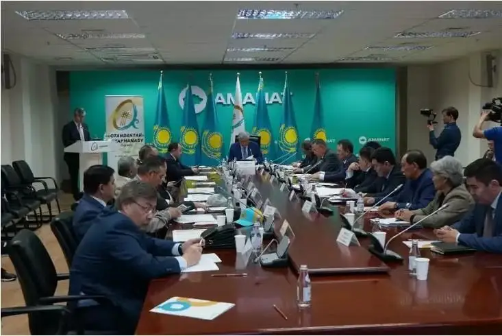 قانداستاردىڭ باسىم بولىگى قاي ەلدەن كوشىپ كەلەدى - كوميتەت ەسەبى