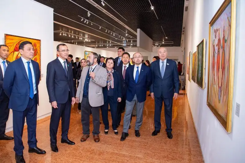 Спикер Сената встретился с деятелями искусств академии художеств