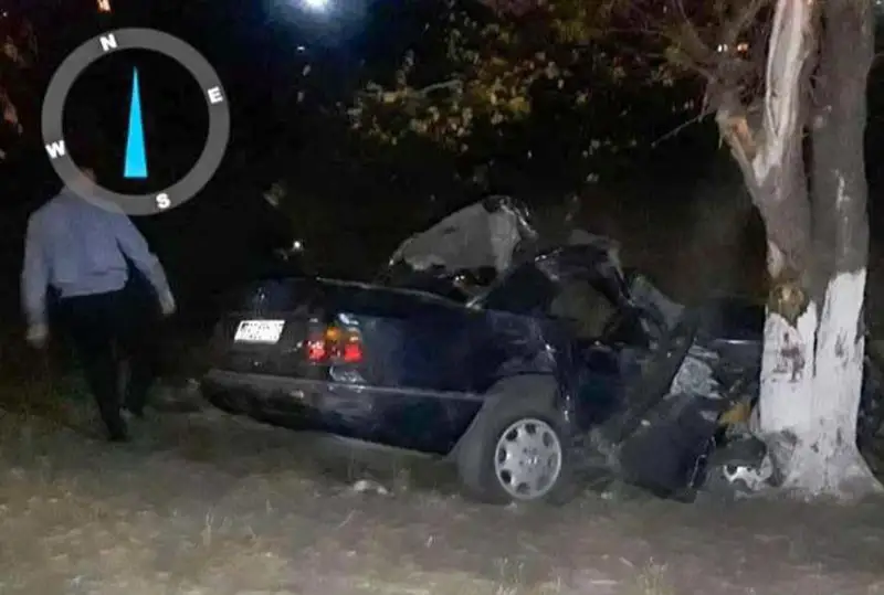 الماتى وبلىسىندا 6 ادام جول اپاتىنان كوز جۇمدى