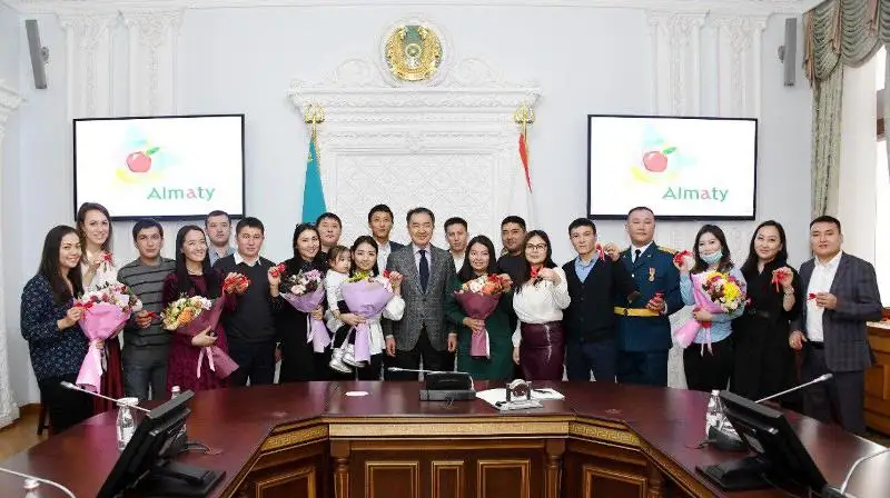 Алматида ҳам минглаб ёш оилалар уйли бўлишмоқда