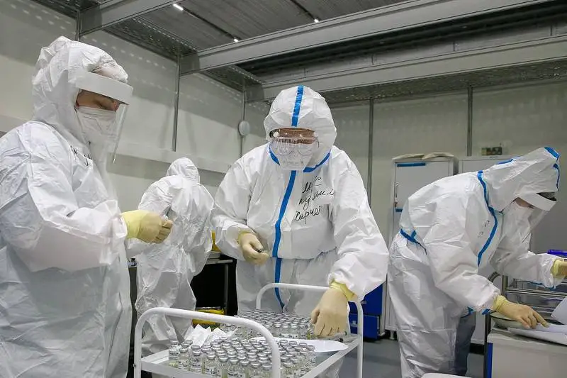 俄罗斯累计确诊新冠感染病例超过216万