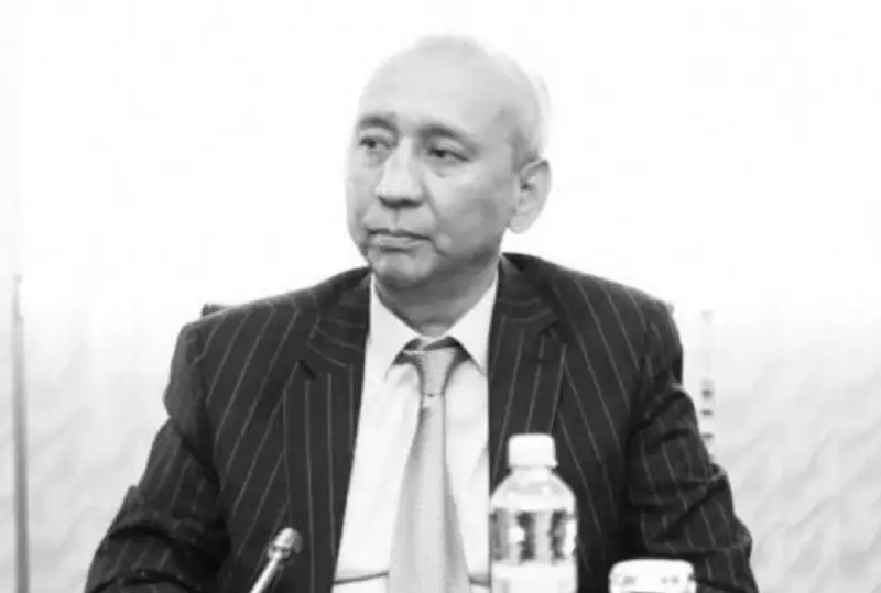بوكستان قازاقستان قۇراماسىنىڭ بۇرىنعى كاپيتانى بولات تەمىروۆ دۇنيەدەن وزدى