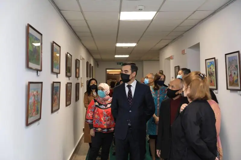 Нур-Султанда Қозоғистон ва Индонезия болаларининг расмлари намойиш этилди