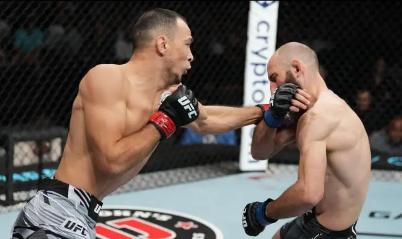 UFC: دامير ىسماعۇلوۆ قاتارىنان بەسىنشى جەڭىسىنە قول جەتكىزدى