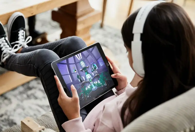 АҚШ шифокорлари диққат етишмаслигидан азият чекувчиларга компьютер ўйнашни тавсия қилмоқда