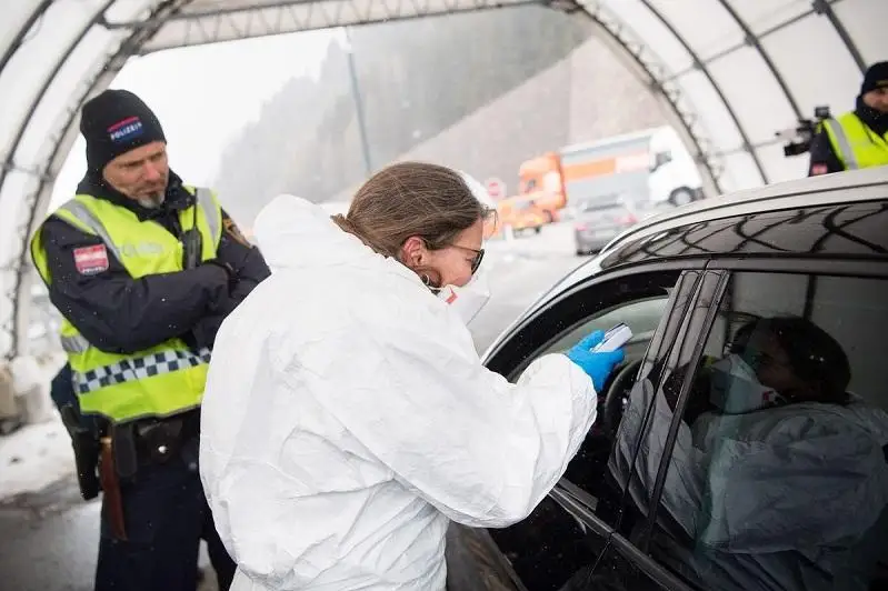 Aвстрия 15 ноябрдан бошлаб коронавирусга қарши эмланмаганлар учун локдаун жорий қилади
