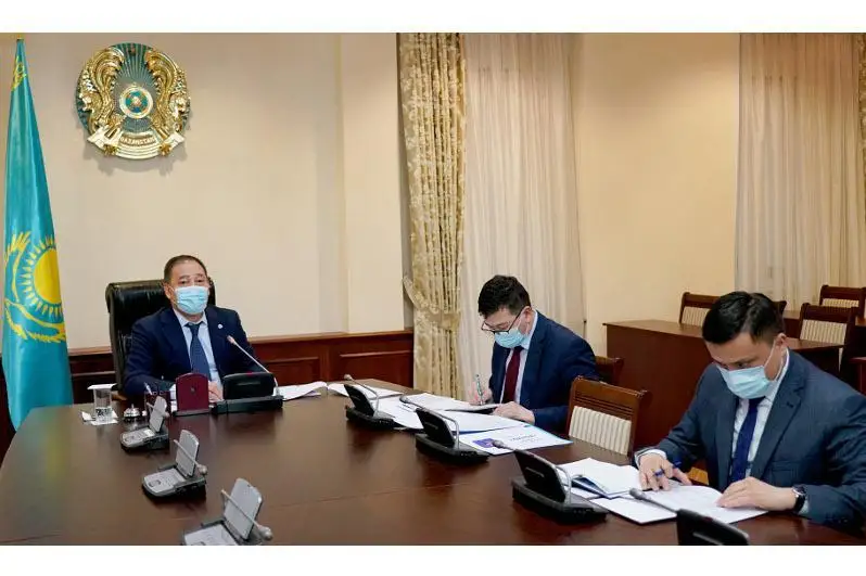 Идоралараро комиссия йиғилиши: ҚР Бош вазири ўринбосари  «омикрон»  штамми тарқалиши муносабати билан бир қатор кўрсатмалар берди