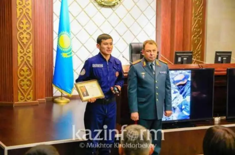 Қозоғистондан Туркияга борган қутқарувчилар тақдирланди