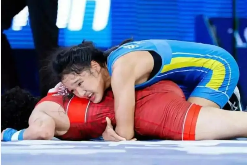 استانادا وتەتىن ازيا چەمپيوناتىندا ايەلدەر كۇرەسىنەن ەل نامىسىن كىمدەر قورعايدى