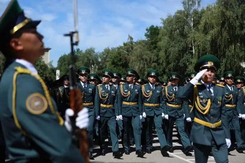 Состоялся юбилейный выпуск курсантов Пограничной академии КНБ