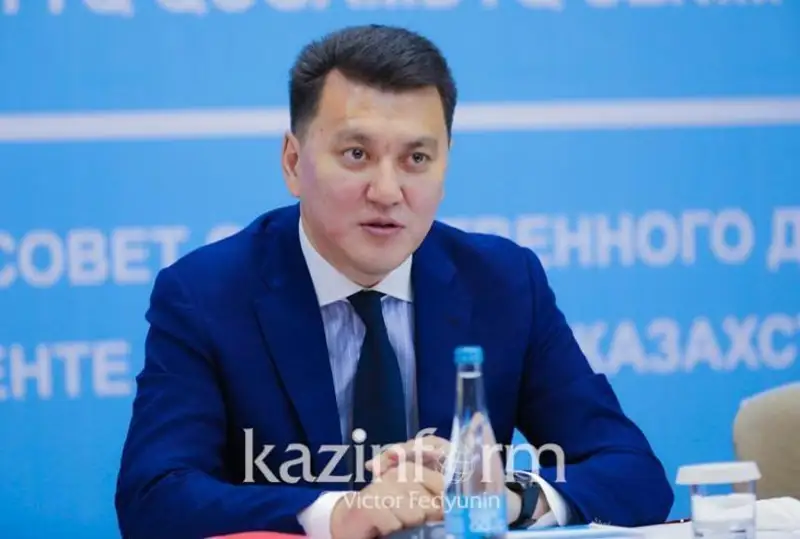 Қозоғистон Президенти ўзи бошлаган сиёсий ислоҳотларни амалга оширишга киришди