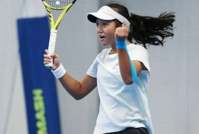 Юная казахстанка сотворила сенсацию на международном турнире по теннису