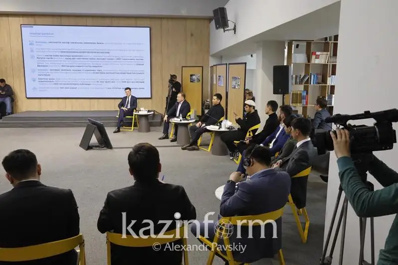 Prezıdent janyndaǵy jastar saıasaty keńesiniń jańa quramdaǵy alǵashqy jıyny ótti