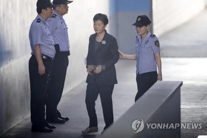 韩国前总统朴槿惠终审获刑20年