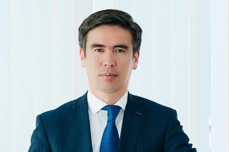 马拉特·硕然诺夫出任卫生部第一副部长
