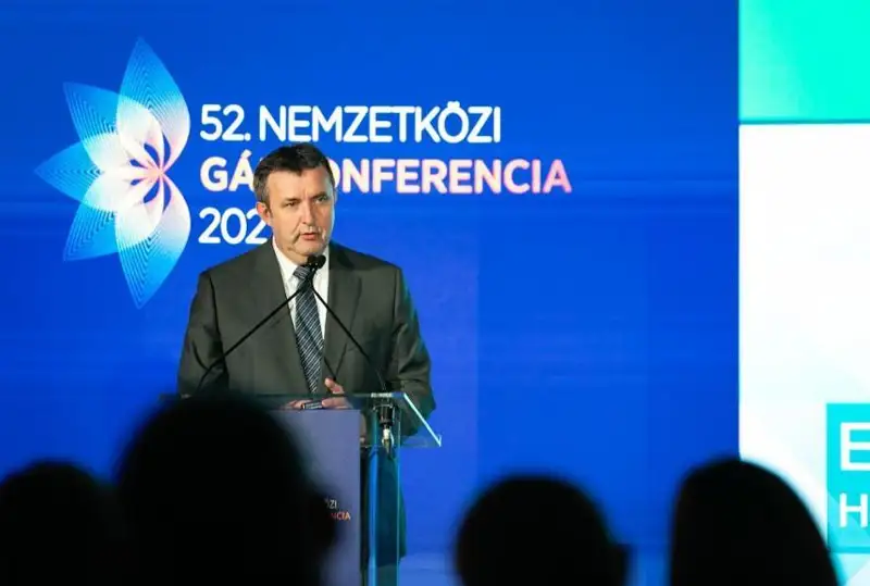 Венгрия газ омборларининг сиғими 72 фоизга ошди