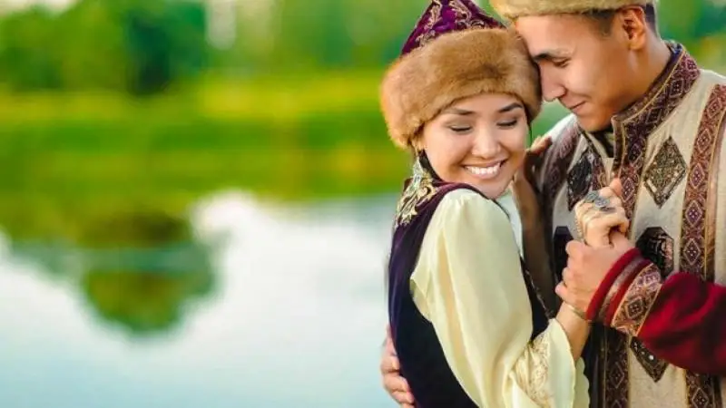 بۇگىنگى عاشىقتار كۇنىندە نە سىيلاۋعا بولمايدى؟