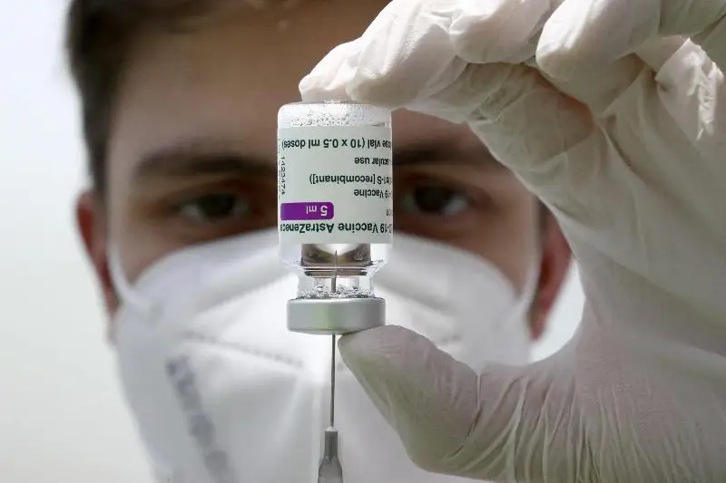 Европа Иттифоқи AstraZeneca вакцинасини сотиб олишдан бош тортди