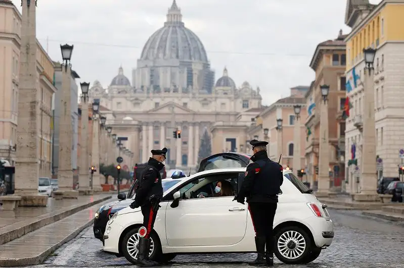 Италияда фавқулодда ҳолат 2022 йилнинг мартигача узайтирилди